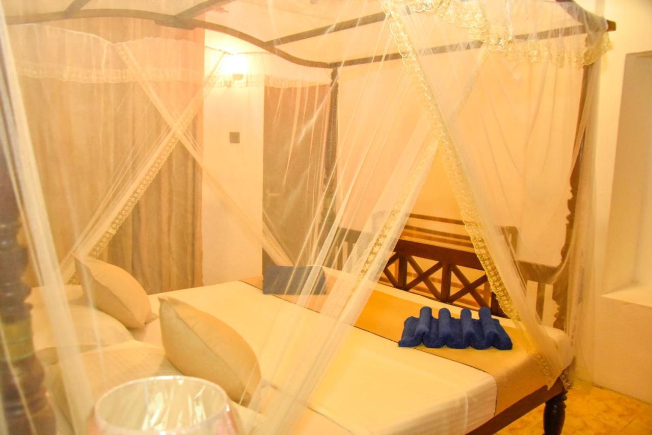 Oriental Rest Hotel Хикадува Екстериор снимка