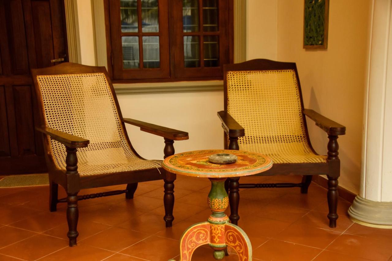 Oriental Rest Hotel Хикадува Екстериор снимка